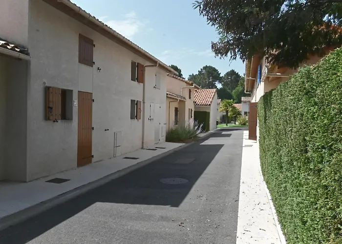 La Mouvette - 10min De Le Les Mathes